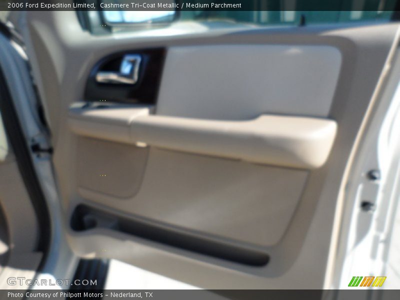 Cashmere Tri-Coat Metallic / Medium Parchment 2006 Ford Expedition Limited