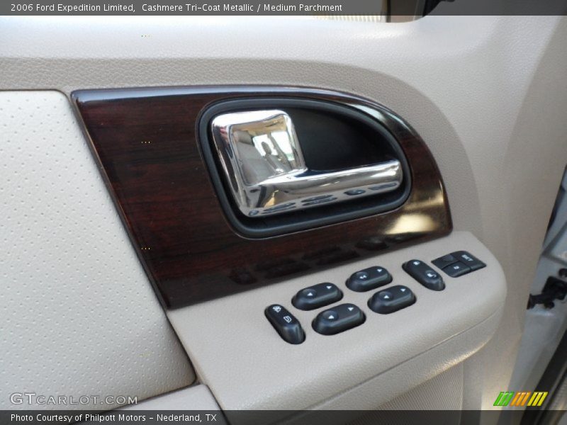 Cashmere Tri-Coat Metallic / Medium Parchment 2006 Ford Expedition Limited