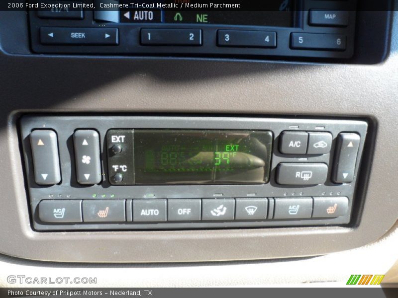 Cashmere Tri-Coat Metallic / Medium Parchment 2006 Ford Expedition Limited