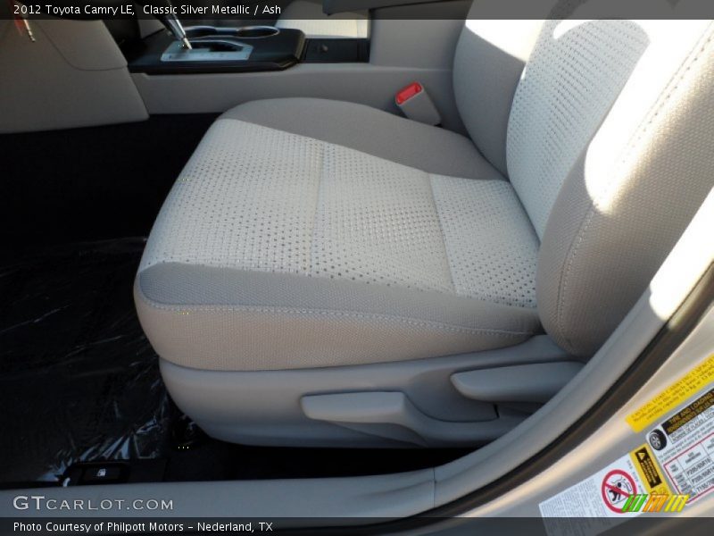 Classic Silver Metallic / Ash 2012 Toyota Camry LE