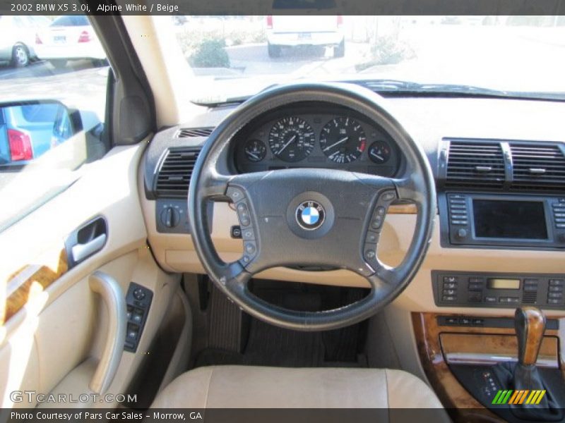 Alpine White / Beige 2002 BMW X5 3.0i