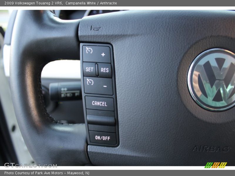 Campanella White / Anthracite 2009 Volkswagen Touareg 2 VR6
