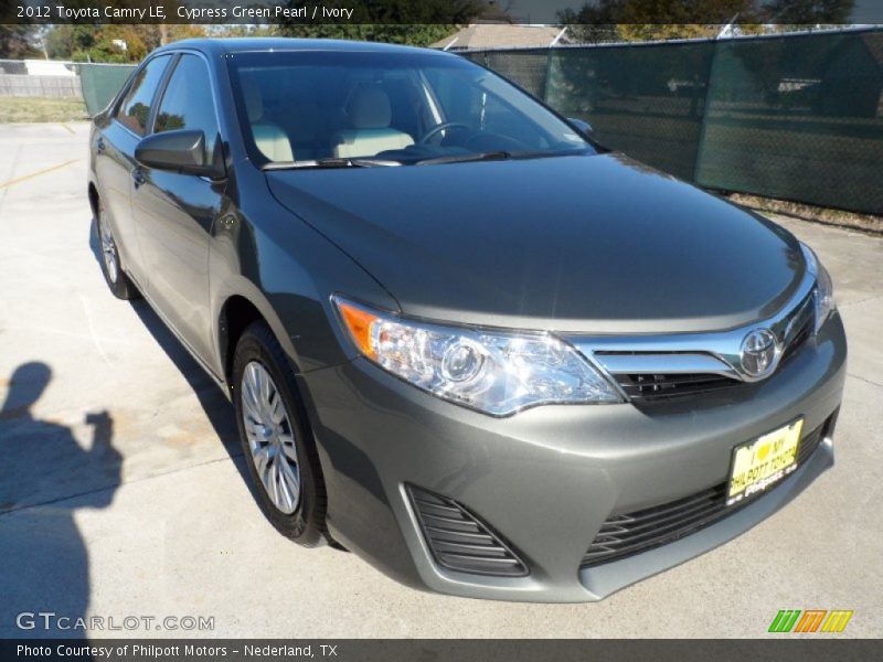 Cypress Green Pearl / Ivory 2012 Toyota Camry LE