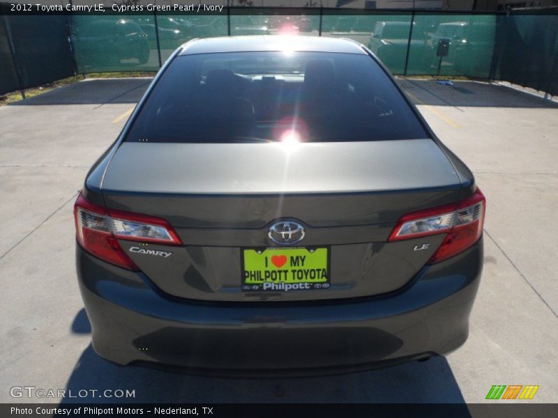 Cypress Green Pearl / Ivory 2012 Toyota Camry LE