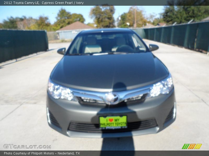Cypress Green Pearl / Ivory 2012 Toyota Camry LE