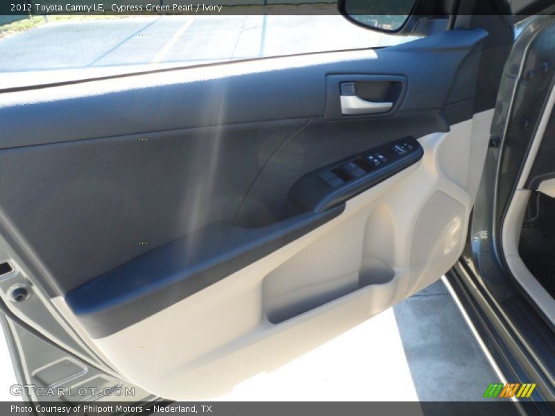 Cypress Green Pearl / Ivory 2012 Toyota Camry LE