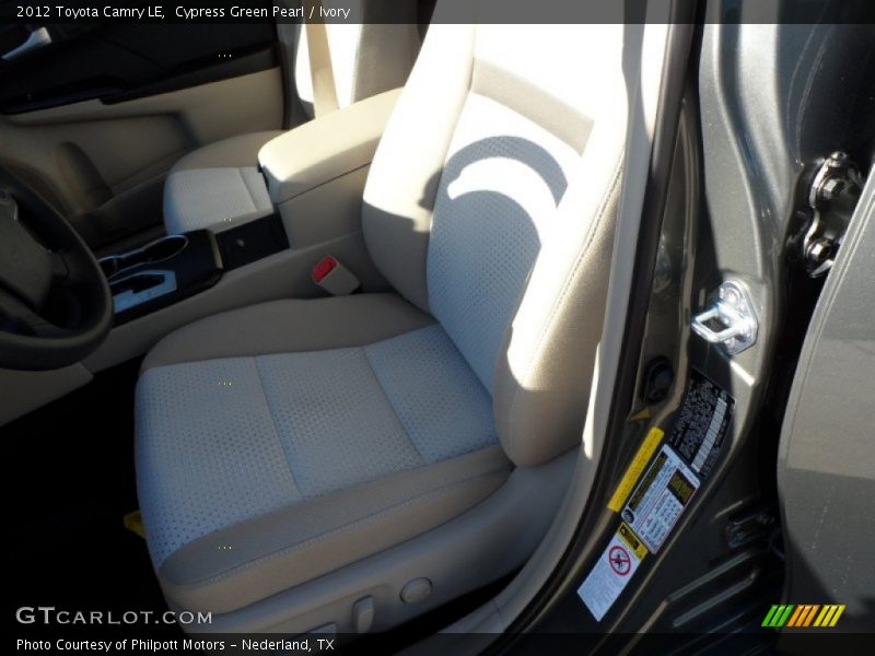Cypress Green Pearl / Ivory 2012 Toyota Camry LE