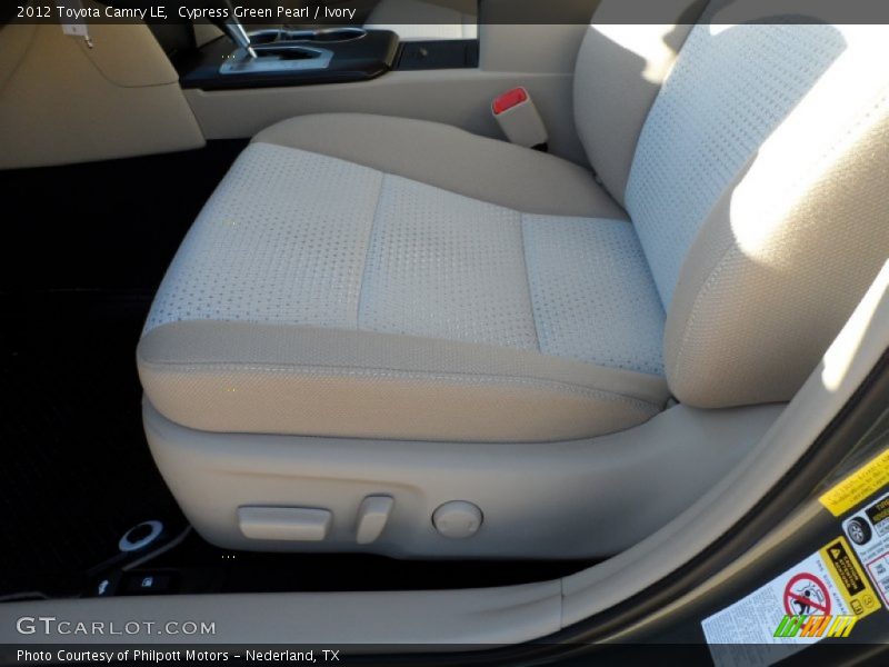 Cypress Green Pearl / Ivory 2012 Toyota Camry LE
