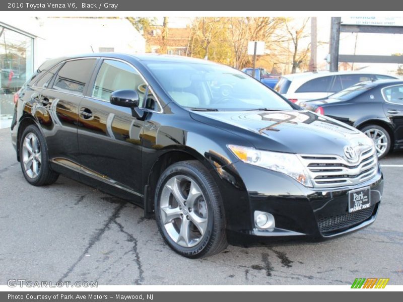 Black / Gray 2010 Toyota Venza V6