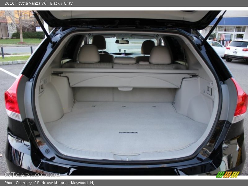 Black / Gray 2010 Toyota Venza V6