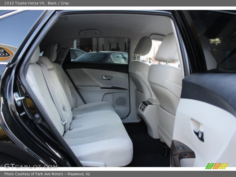 Black / Gray 2010 Toyota Venza V6