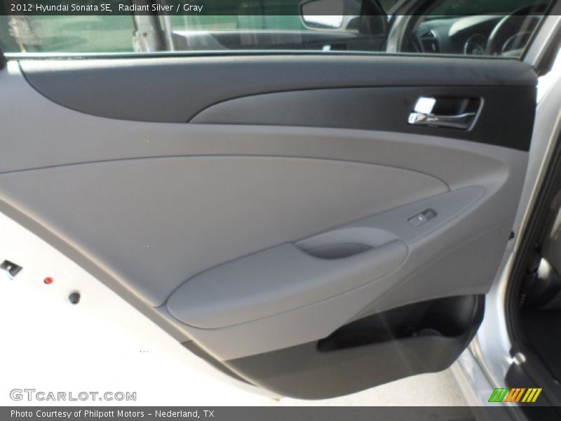 Radiant Silver / Gray 2012 Hyundai Sonata SE
