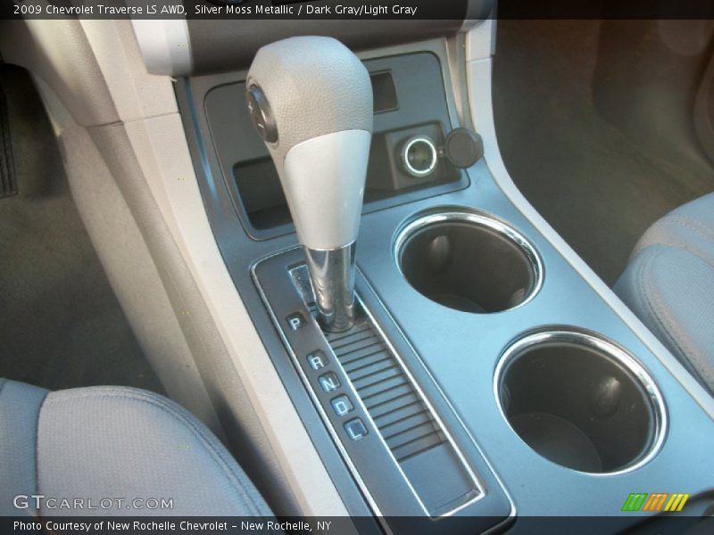 Silver Moss Metallic / Dark Gray/Light Gray 2009 Chevrolet Traverse LS AWD