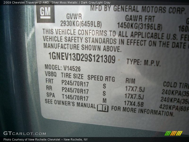 Silver Moss Metallic / Dark Gray/Light Gray 2009 Chevrolet Traverse LS AWD