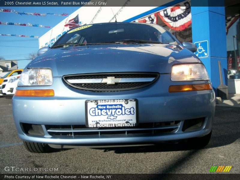 Pastel Blue Metallic / Gray 2005 Chevrolet Aveo LS Sedan