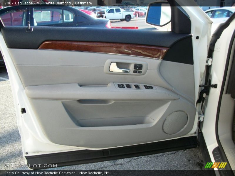 White Diamond / Cashmere 2007 Cadillac SRX V6