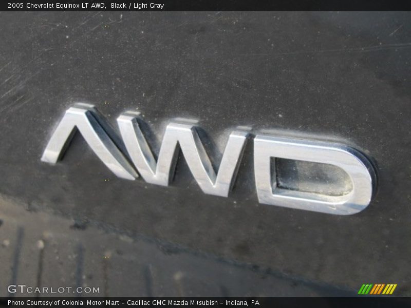 Black / Light Gray 2005 Chevrolet Equinox LT AWD