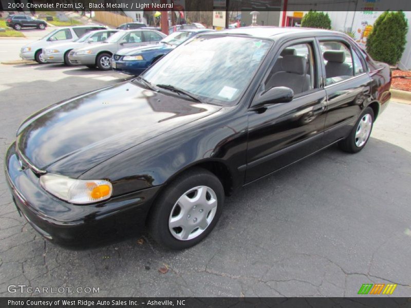Front 3/4 View of 2000 Prizm LSi
