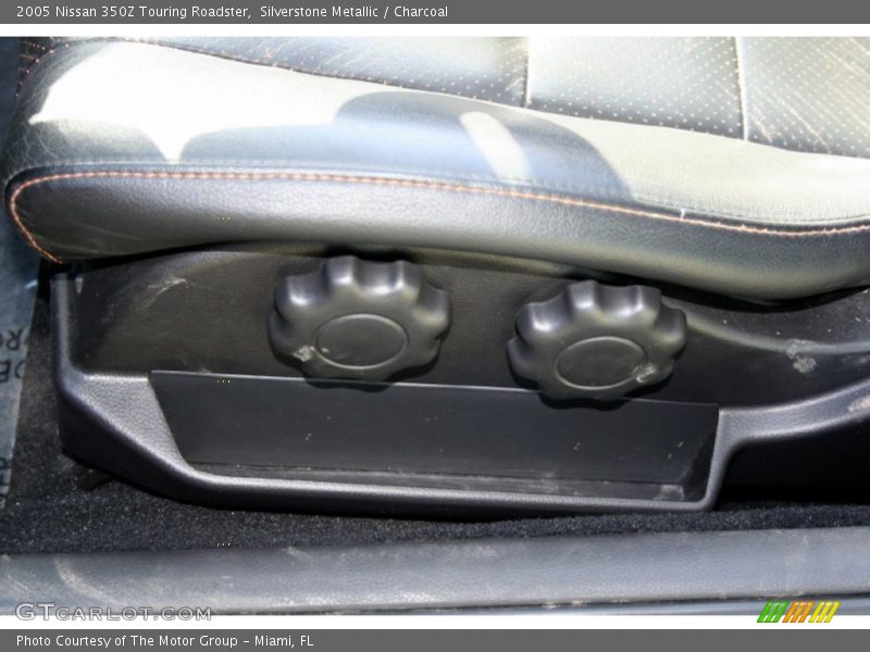 Silverstone Metallic / Charcoal 2005 Nissan 350Z Touring Roadster
