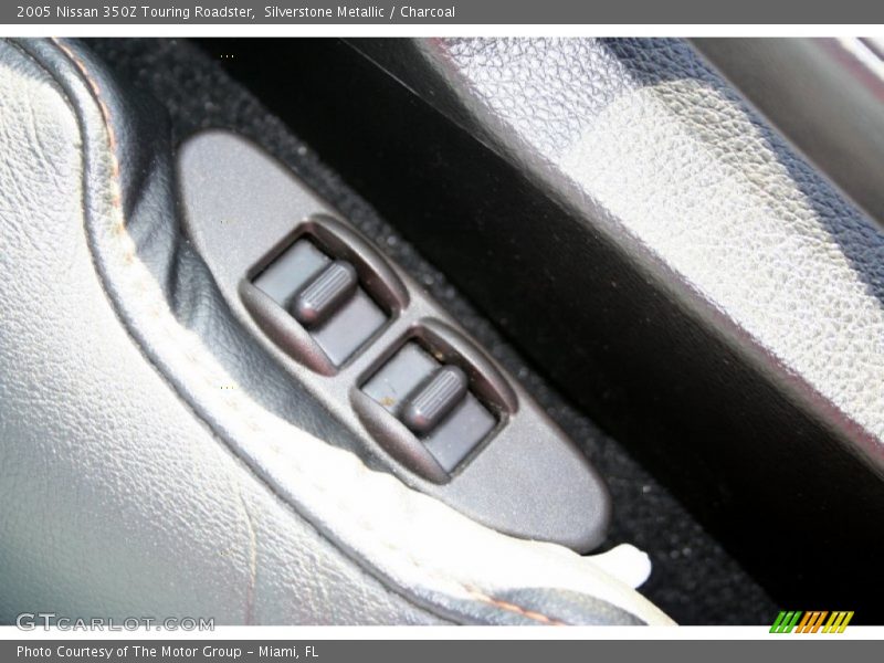 Silverstone Metallic / Charcoal 2005 Nissan 350Z Touring Roadster
