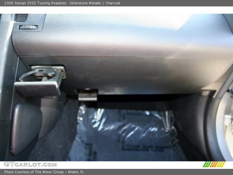 Silverstone Metallic / Charcoal 2005 Nissan 350Z Touring Roadster
