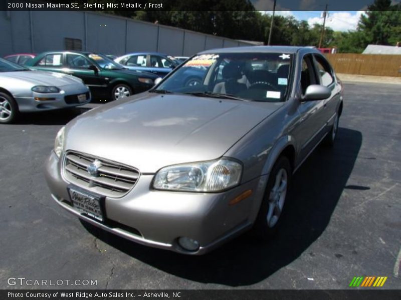 Sterling Mist Metallic / Frost 2000 Nissan Maxima SE