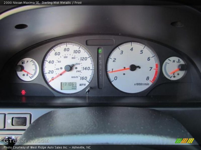 Sterling Mist Metallic / Frost 2000 Nissan Maxima SE