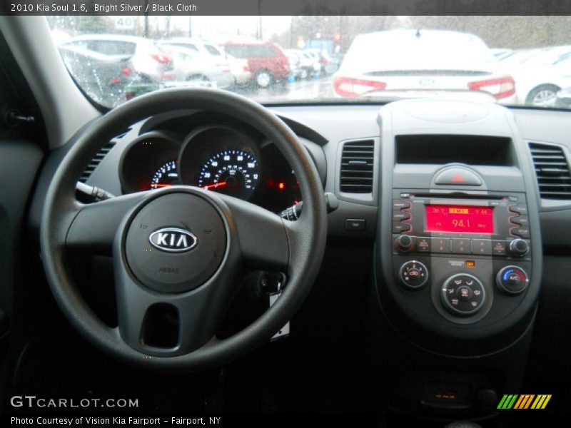 Bright Silver / Black Cloth 2010 Kia Soul 1.6