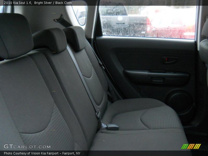 Bright Silver / Black Cloth 2010 Kia Soul 1.6