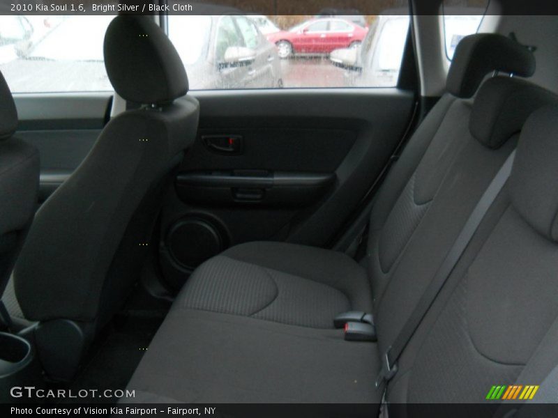 Bright Silver / Black Cloth 2010 Kia Soul 1.6