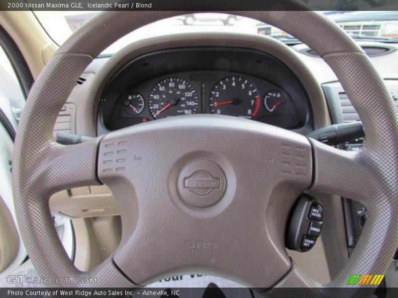 Icelandic Pearl / Blond 2000 Nissan Maxima GLE