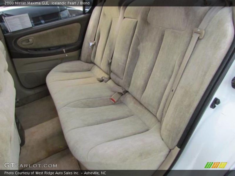 Icelandic Pearl / Blond 2000 Nissan Maxima GLE