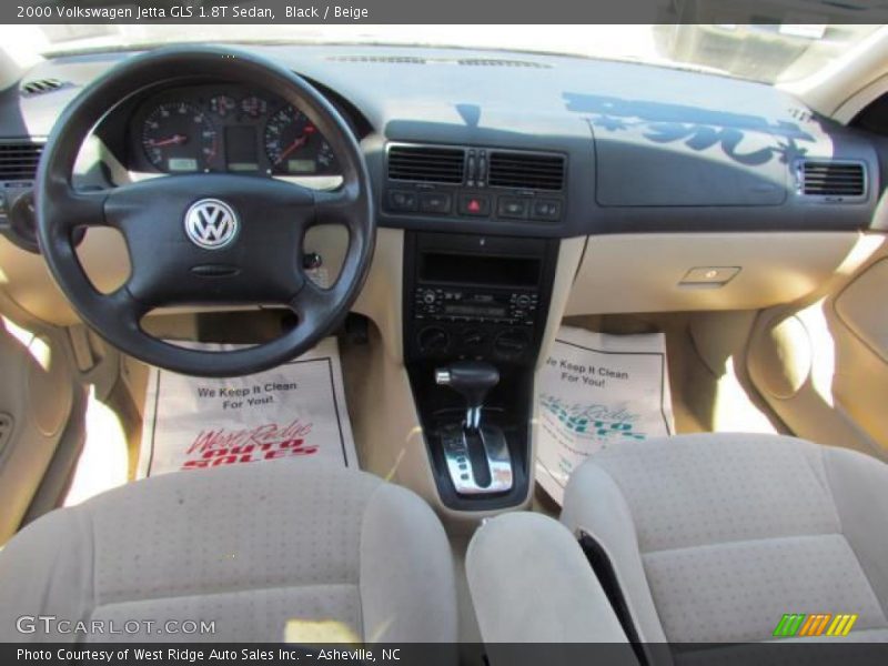Black / Beige 2000 Volkswagen Jetta GLS 1.8T Sedan