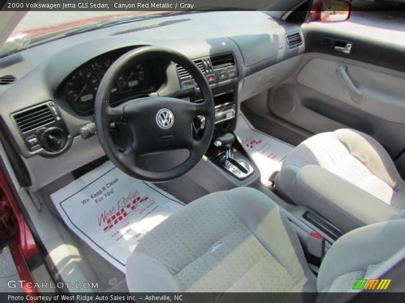 Canyon Red Metallic / Gray 2000 Volkswagen Jetta GLS Sedan