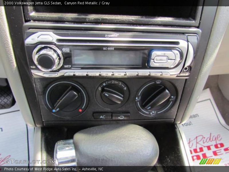 Canyon Red Metallic / Gray 2000 Volkswagen Jetta GLS Sedan