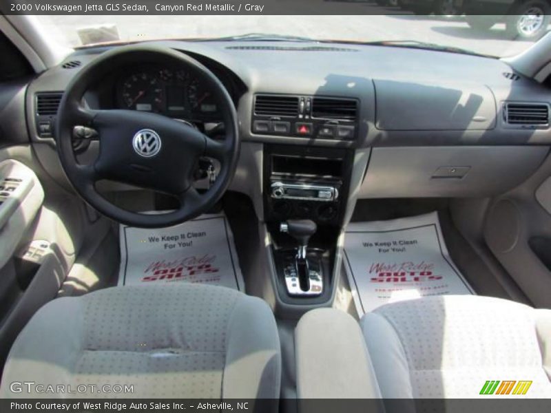 Canyon Red Metallic / Gray 2000 Volkswagen Jetta GLS Sedan