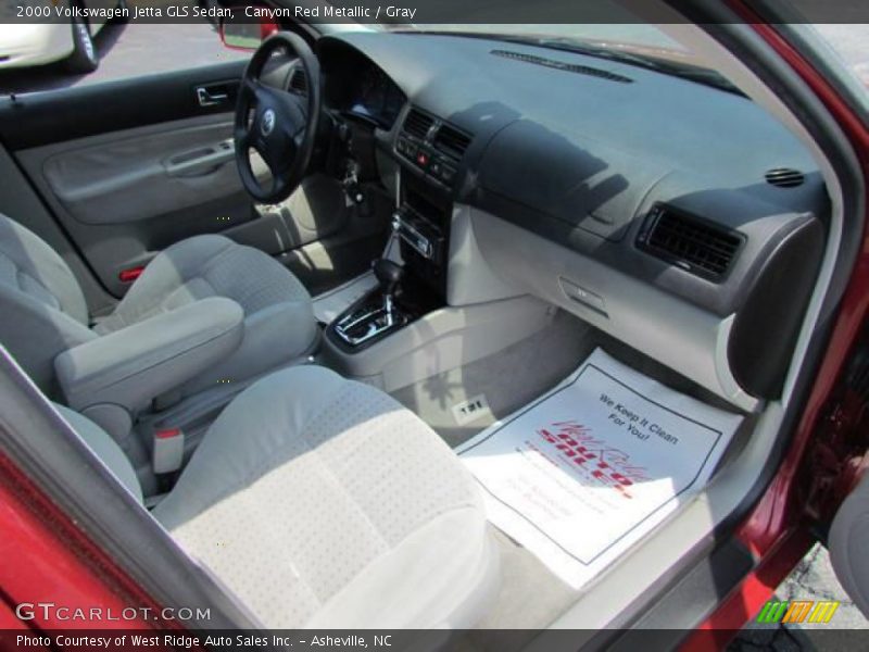 Canyon Red Metallic / Gray 2000 Volkswagen Jetta GLS Sedan