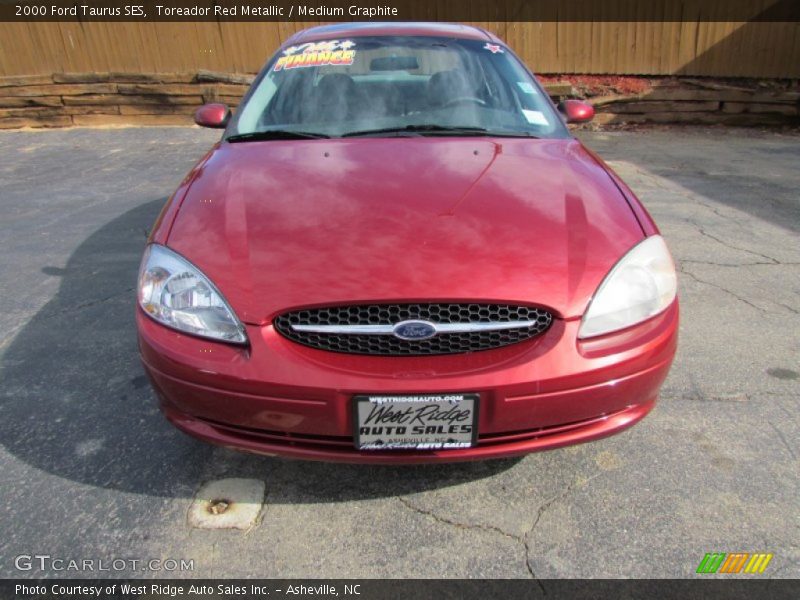 Toreador Red Metallic / Medium Graphite 2000 Ford Taurus SES