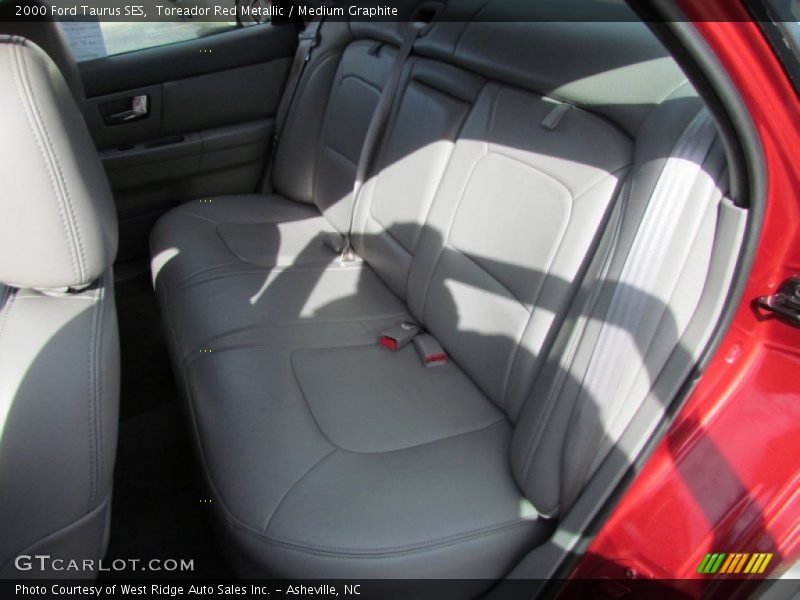 Toreador Red Metallic / Medium Graphite 2000 Ford Taurus SES