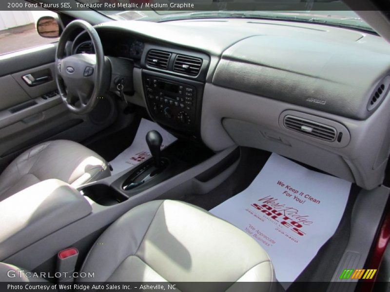 Toreador Red Metallic / Medium Graphite 2000 Ford Taurus SES