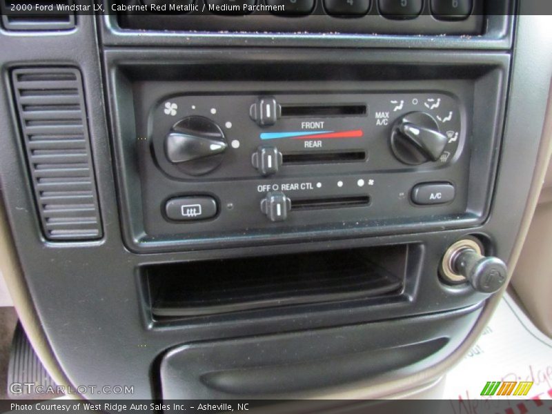 Cabernet Red Metallic / Medium Parchment 2000 Ford Windstar LX