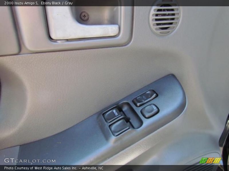 Ebony Black / Gray 2000 Isuzu Amigo S