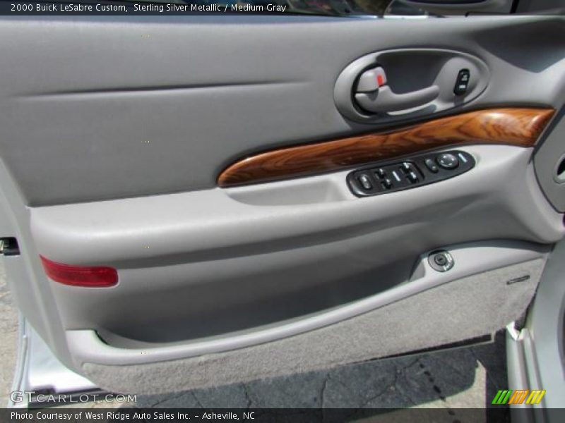 Sterling Silver Metallic / Medium Gray 2000 Buick LeSabre Custom