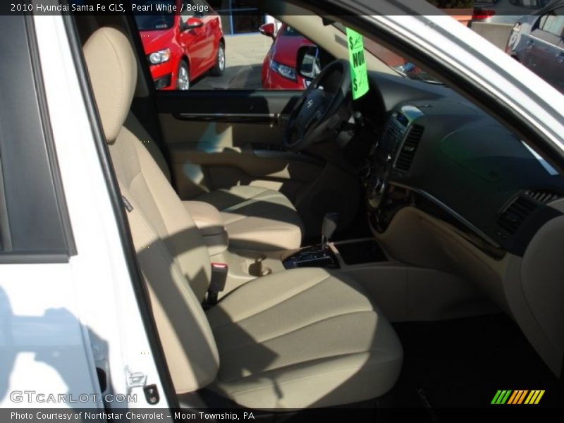 Pearl White / Beige 2010 Hyundai Santa Fe GLS