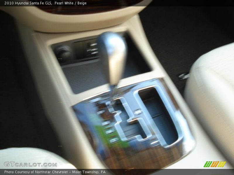 Pearl White / Beige 2010 Hyundai Santa Fe GLS