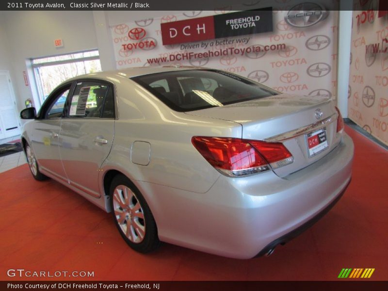 Classic Silver Metallic / Black 2011 Toyota Avalon