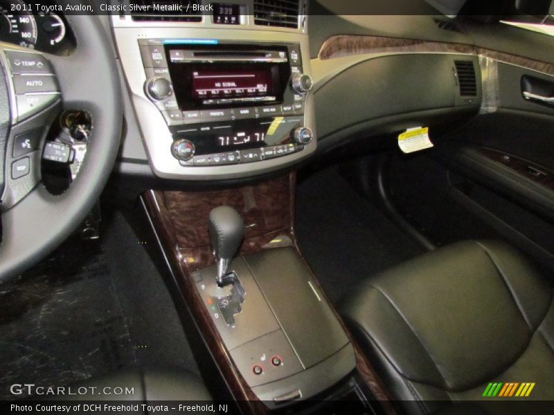 Classic Silver Metallic / Black 2011 Toyota Avalon