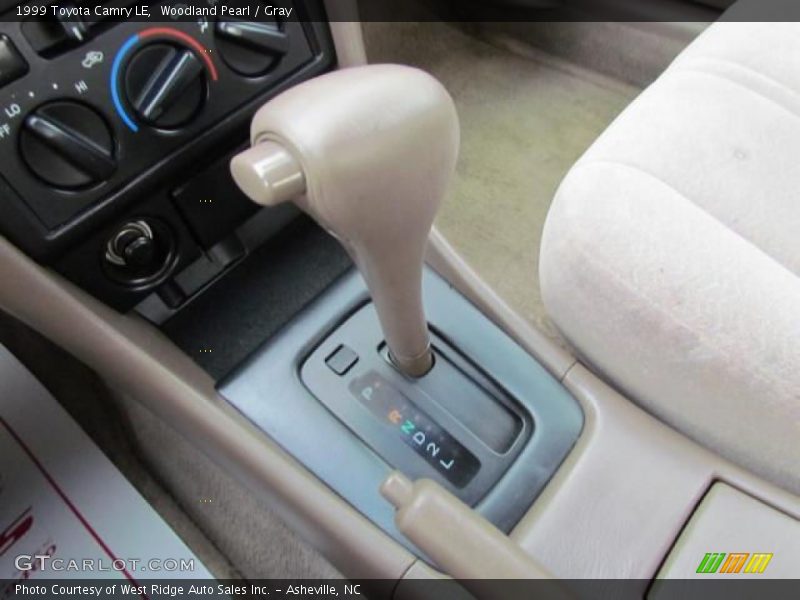 Woodland Pearl / Gray 1999 Toyota Camry LE