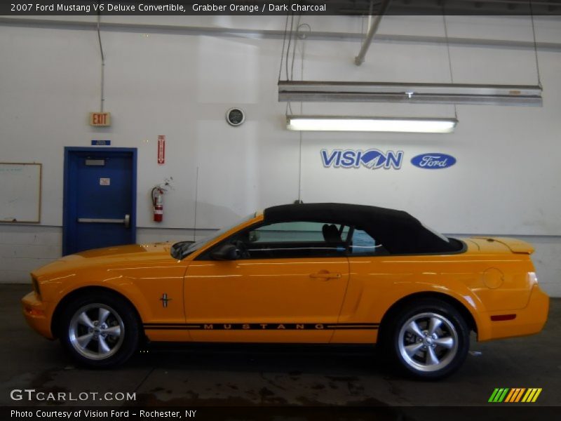 Grabber Orange / Dark Charcoal 2007 Ford Mustang V6 Deluxe Convertible