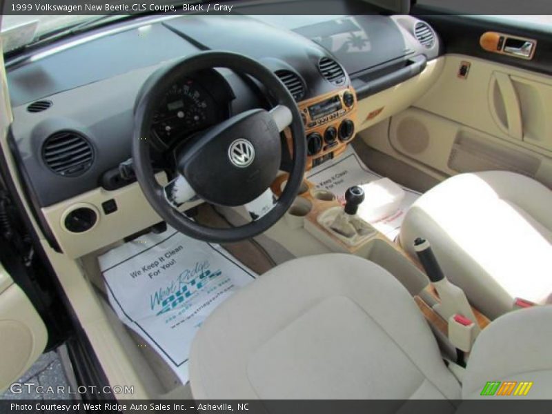 Black / Gray 1999 Volkswagen New Beetle GLS Coupe